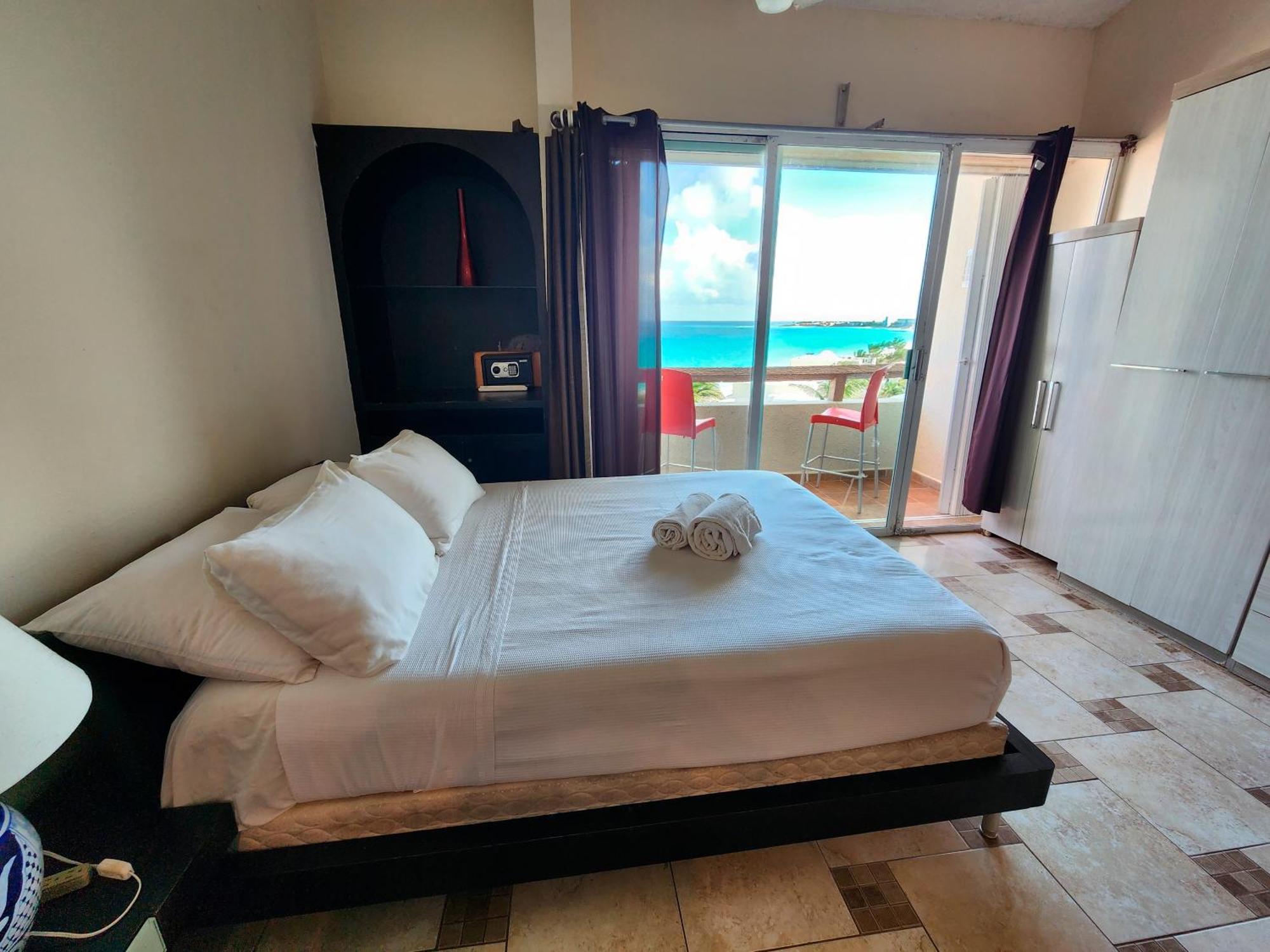 Beachfront Apartments Cancún Eksteriør bilde