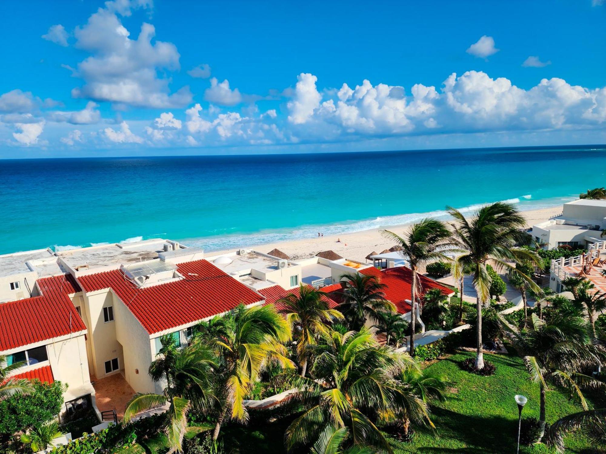 Beachfront Apartments Cancún Eksteriør bilde