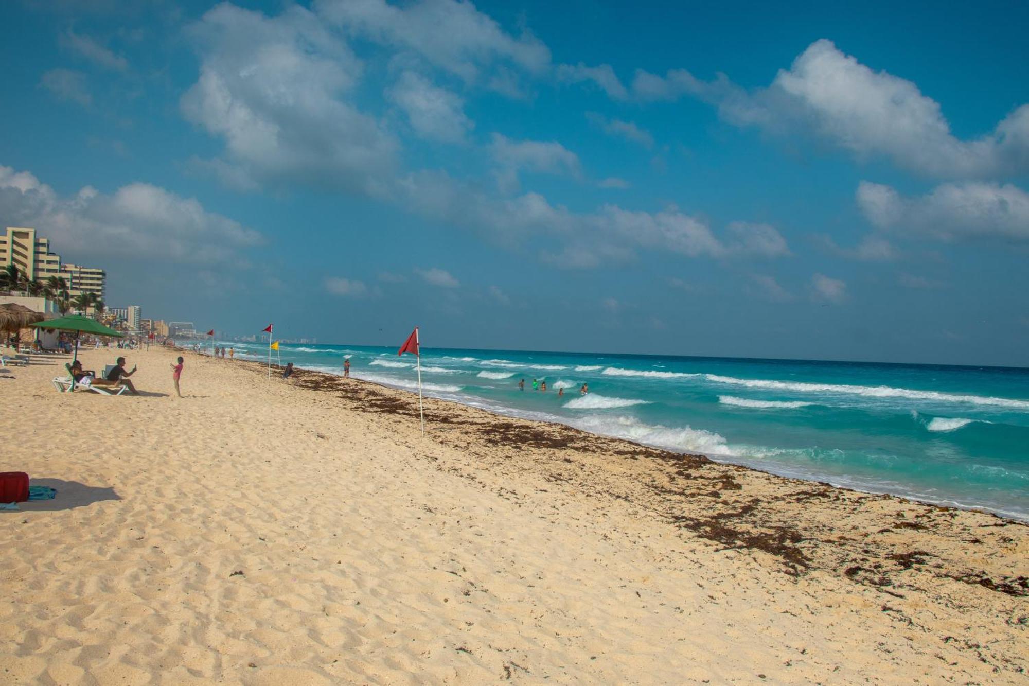 Beachfront Apartments Cancún Eksteriør bilde