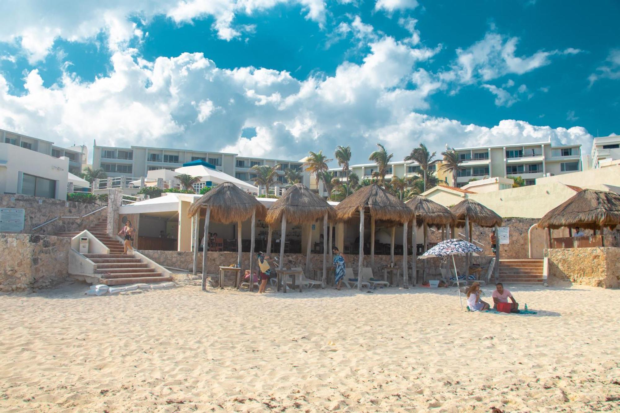 Beachfront Apartments Cancún Eksteriør bilde