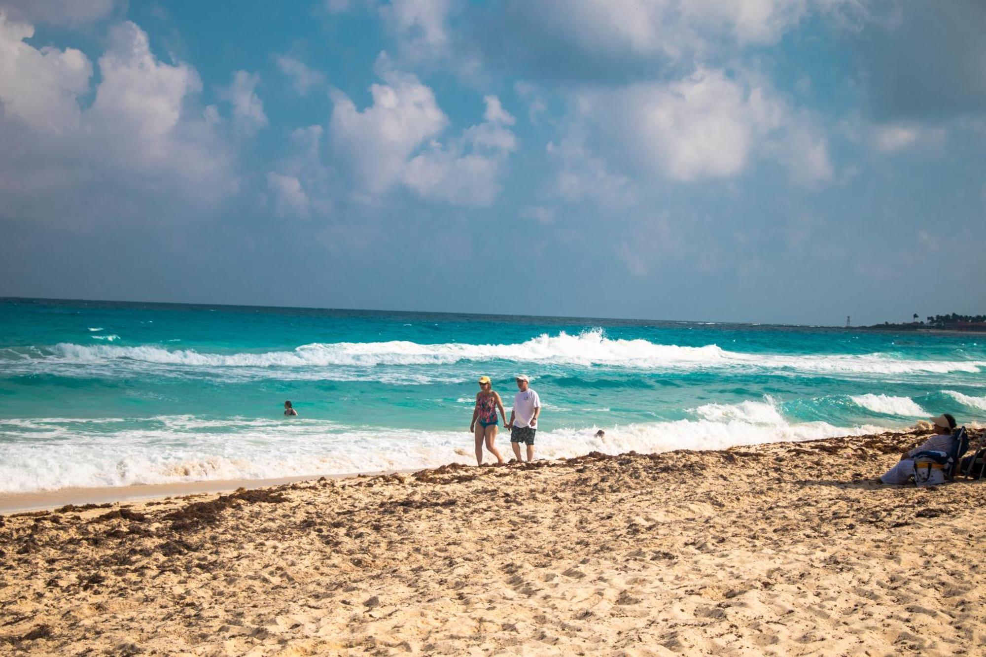 Beachfront Apartments Cancún Eksteriør bilde