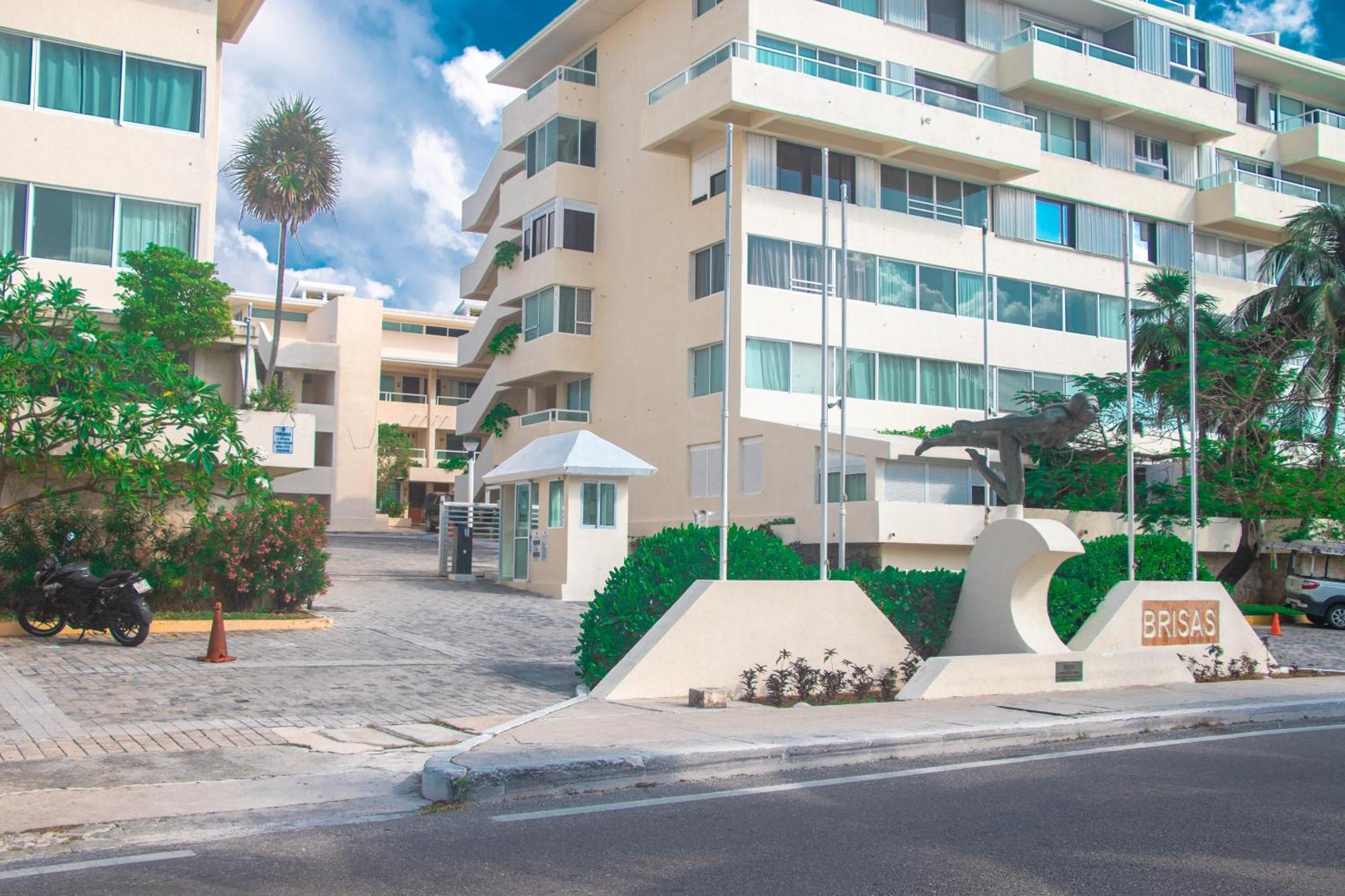 Beachfront Apartments Cancún Eksteriør bilde