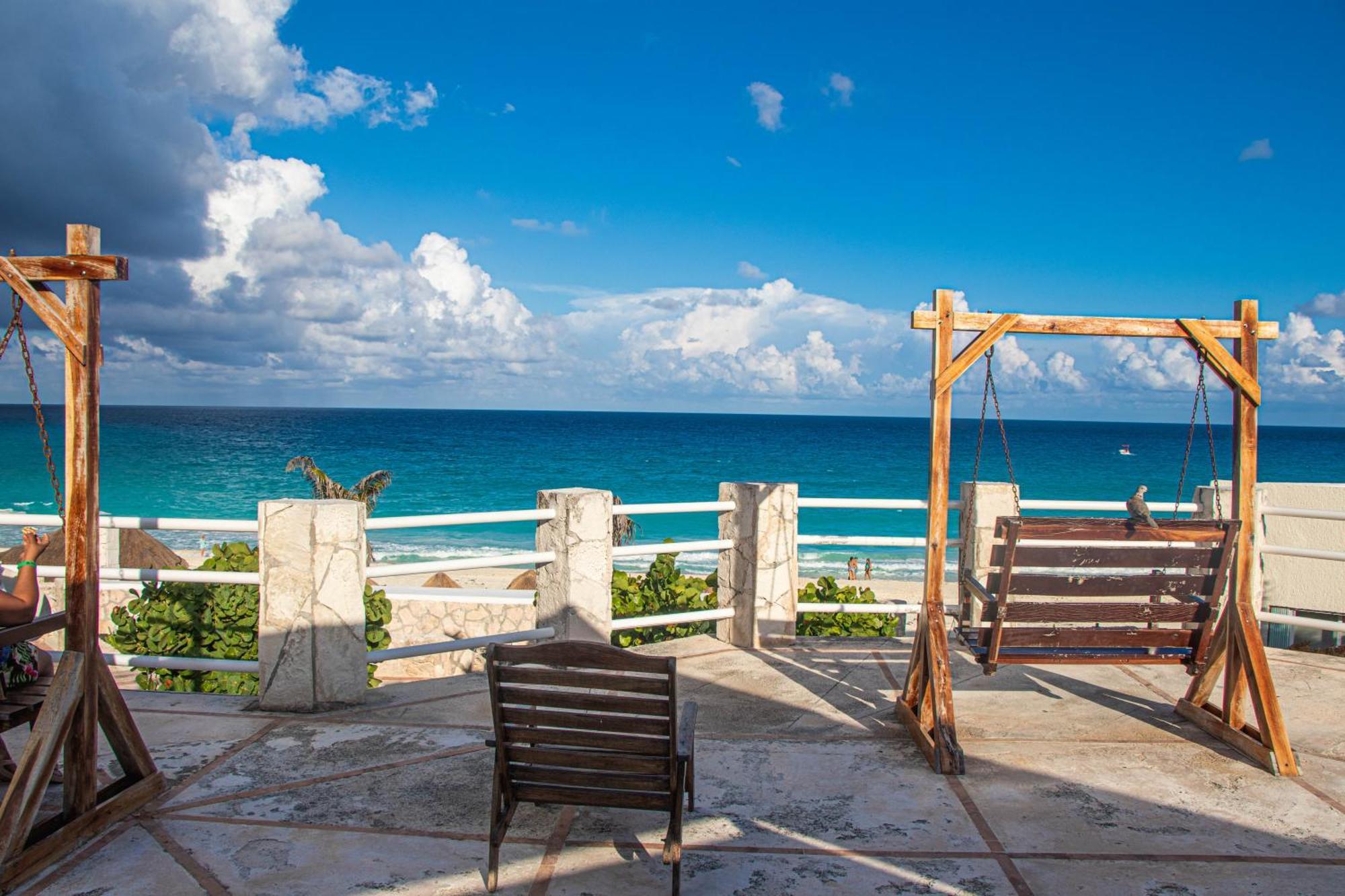Beachfront Apartments Cancún Rom bilde