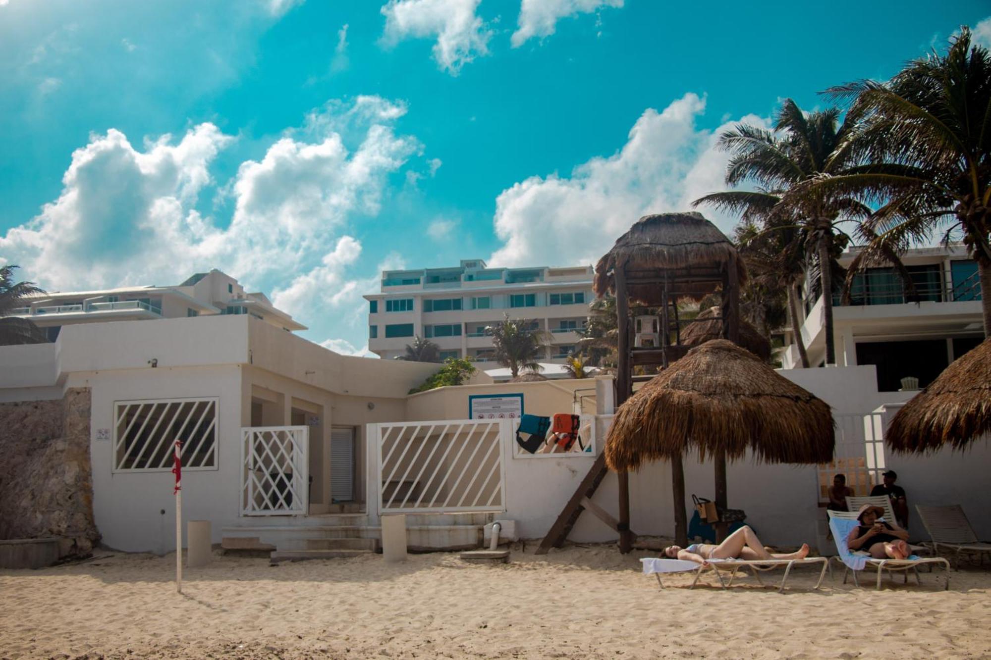 Beachfront Apartments Cancún Eksteriør bilde